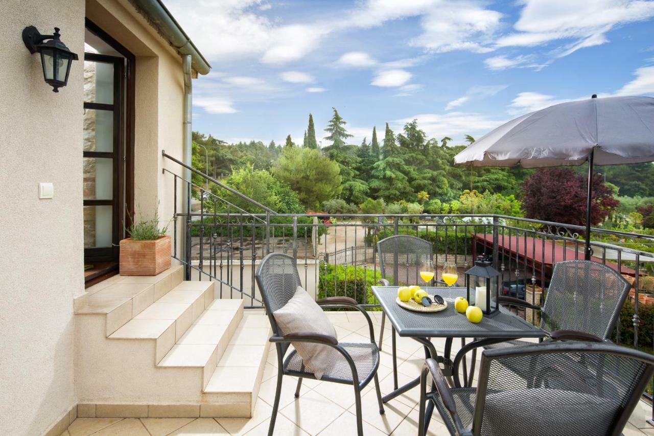 Apartments Bonaparte Пореч Экстерьер фото